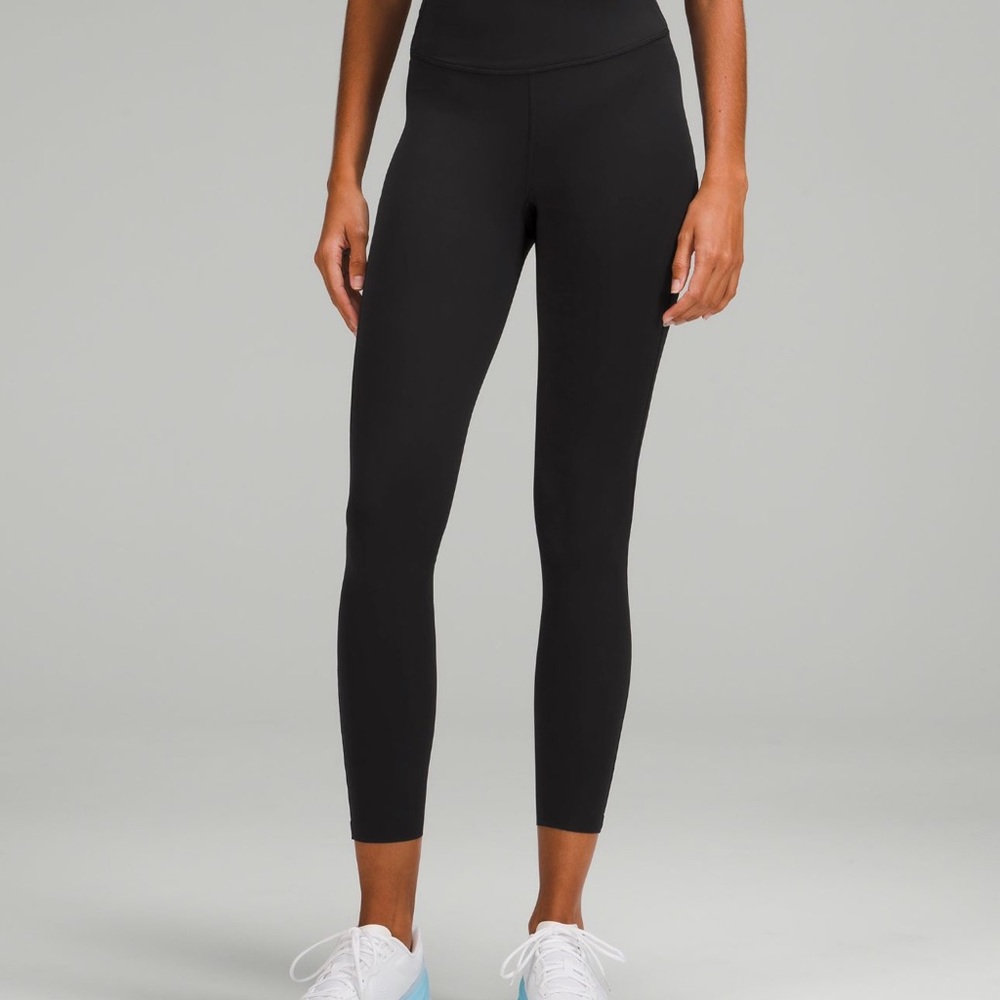 Lululemon Sz 4 Base Pace High-Rise Tight 25” Black Legging